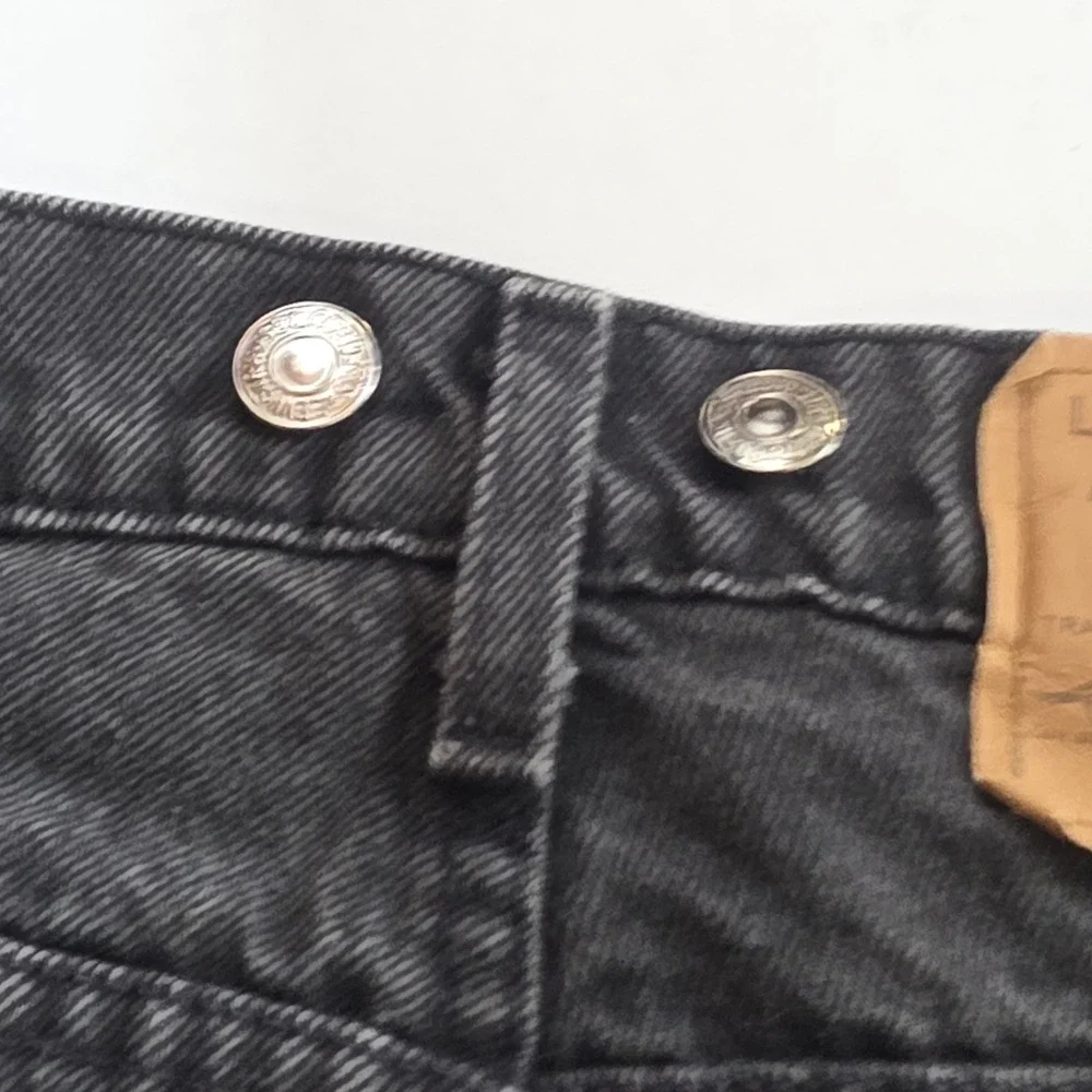 Levi's 552 Jeans Mens 36x32 Black Vintage Made in USA Relaxed Tapered Denim